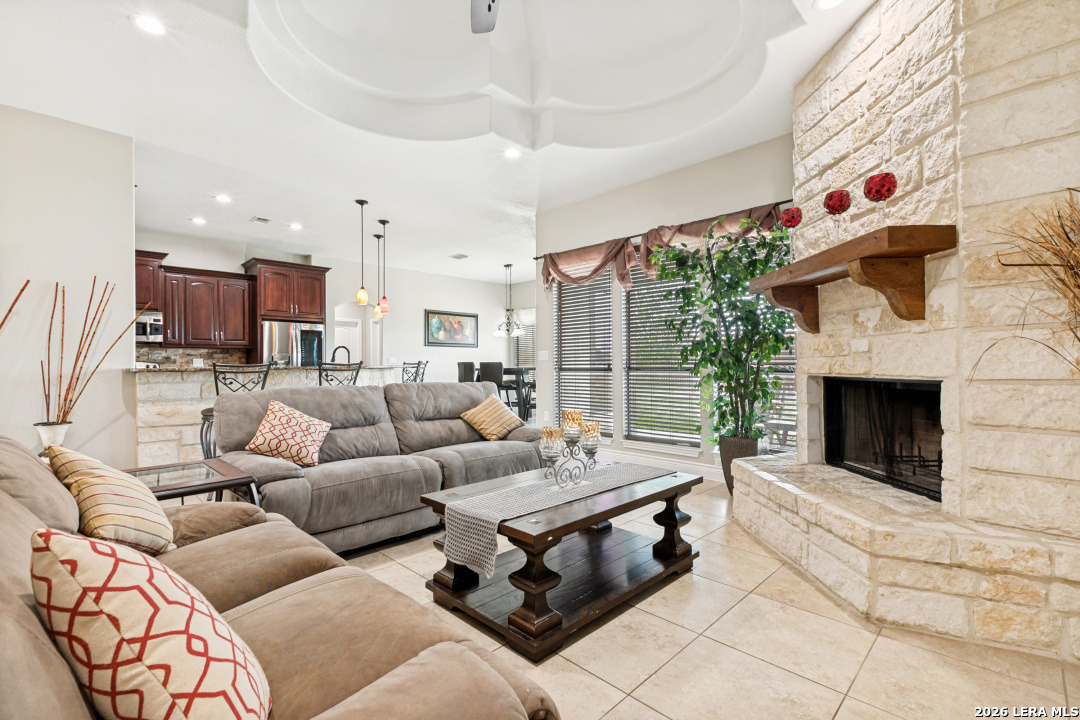 18425 Kinney Road Atascosa, TX 78002 - Photo 4 of 27