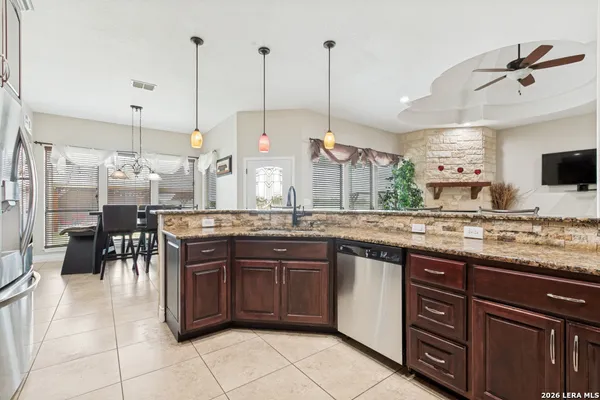 $549,000 | 18425 Kinney Road, Atascosa, TX 78002