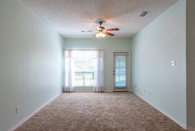 2651 South Juniper Street, Unit 1102 Foley, AL 36535 - Photo 3 of 18 Living Area