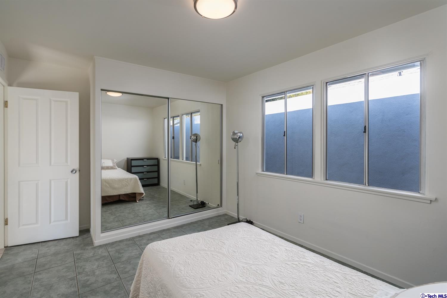 1403 Navarro Avenue Pasadena, CA 91103 - Photo 20 of 32