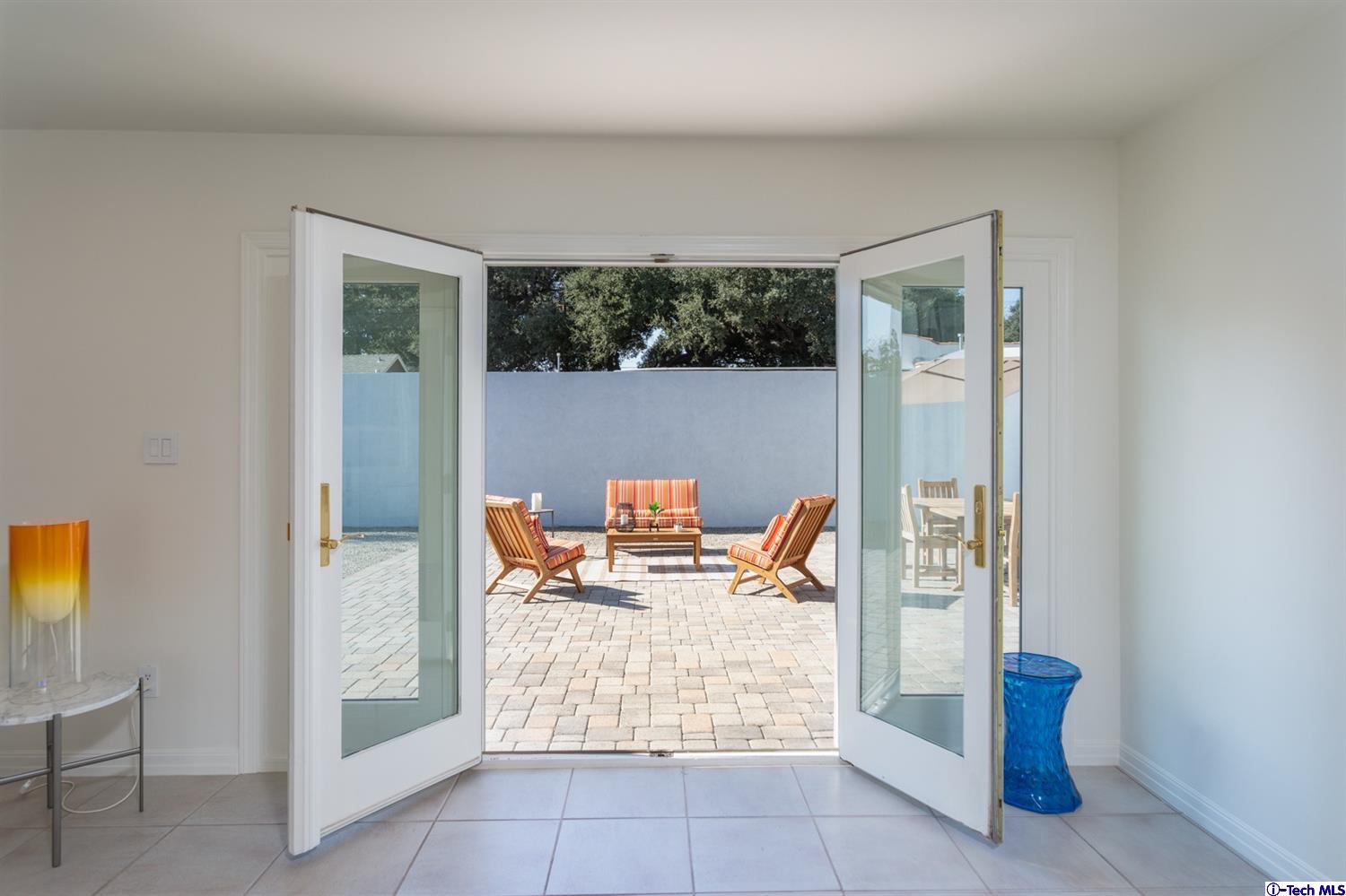 1403 Navarro Avenue Pasadena, CA 91103 - Photo 23 of 32