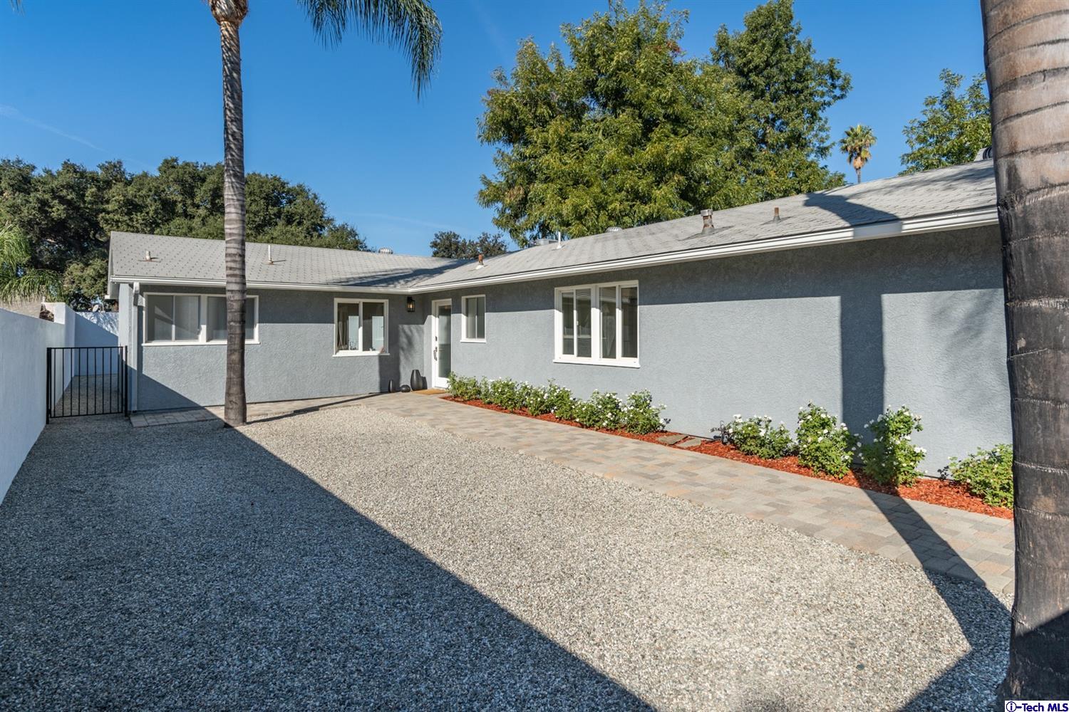 1403 Navarro Avenue Pasadena, CA 91103 - Photo 5 of 32