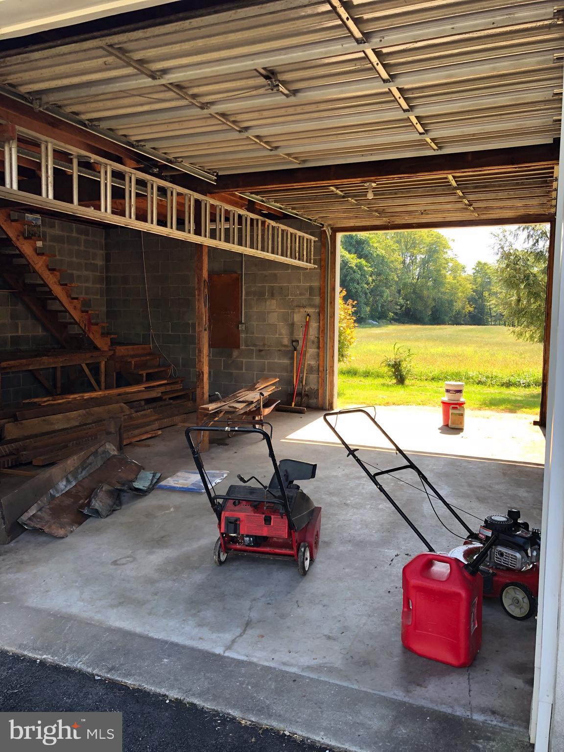 138 Gouglersville Road Reading, PA 19608 - Photo 52 of 58 Boat/RV storage...drive through doors