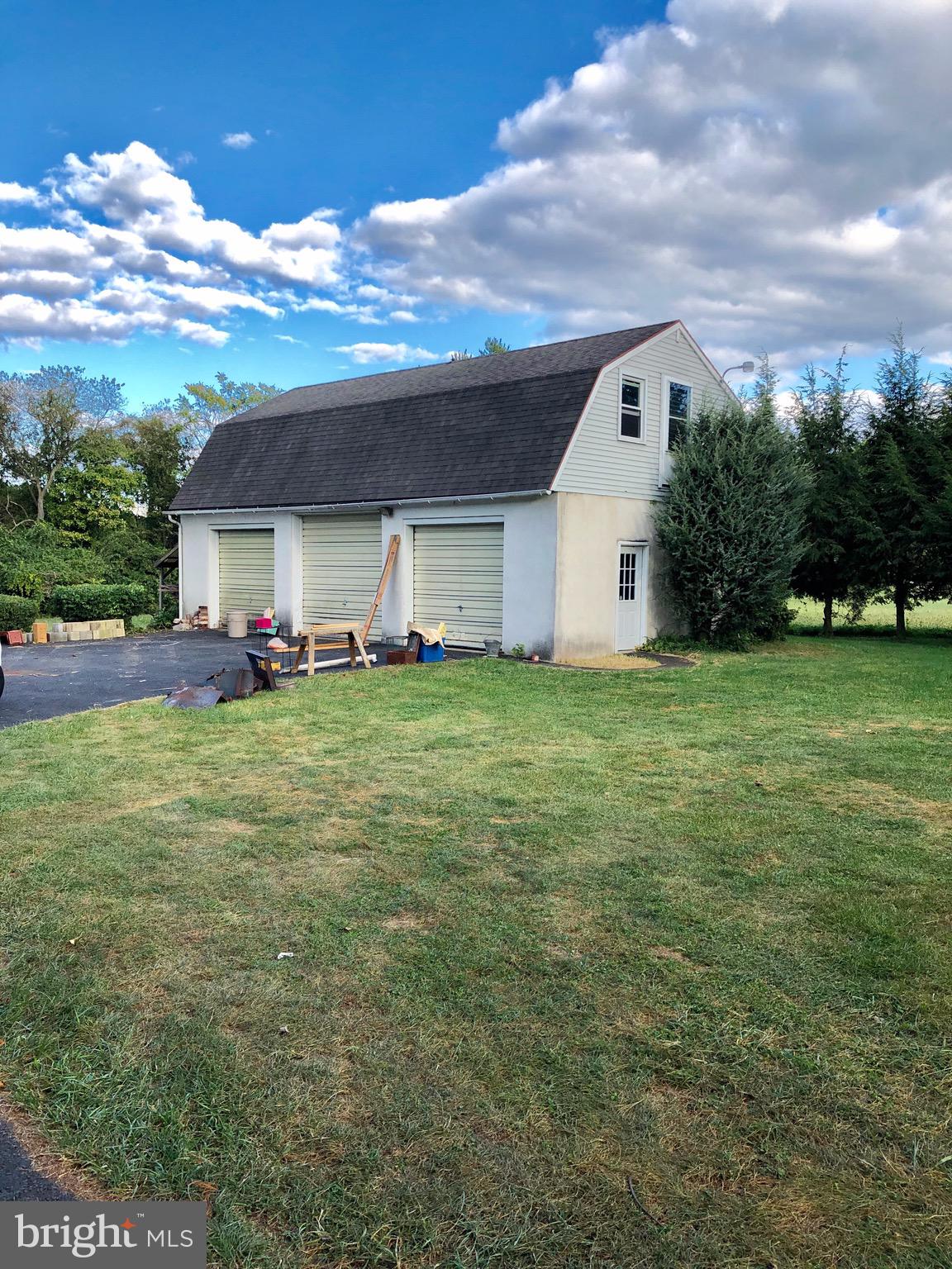 138 Gouglersville Road Reading, PA 19608 - Photo 8 of 58
