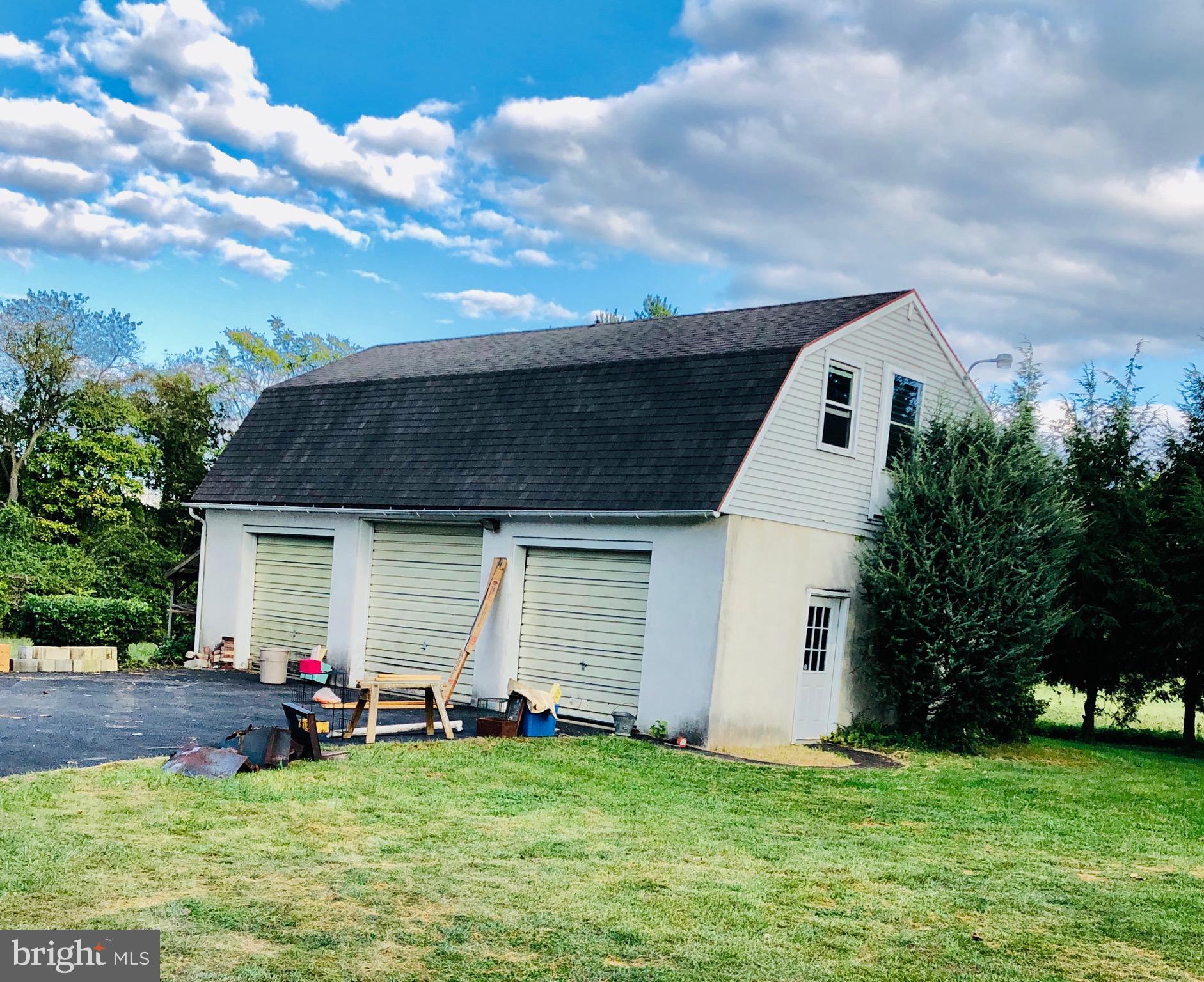 138 Gouglersville Road Reading, PA 19608 - Photo 9 of 58 WOW What a BONUS garage!