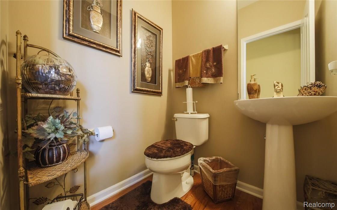 48159 Glenmount Road Canton, MI 48187 - Photo 11 of 26 Glenmount-48159 (8).jpg