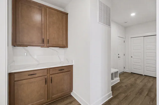 $4,695 | 3631 Downing Road, Ypsilanti, MI 48197