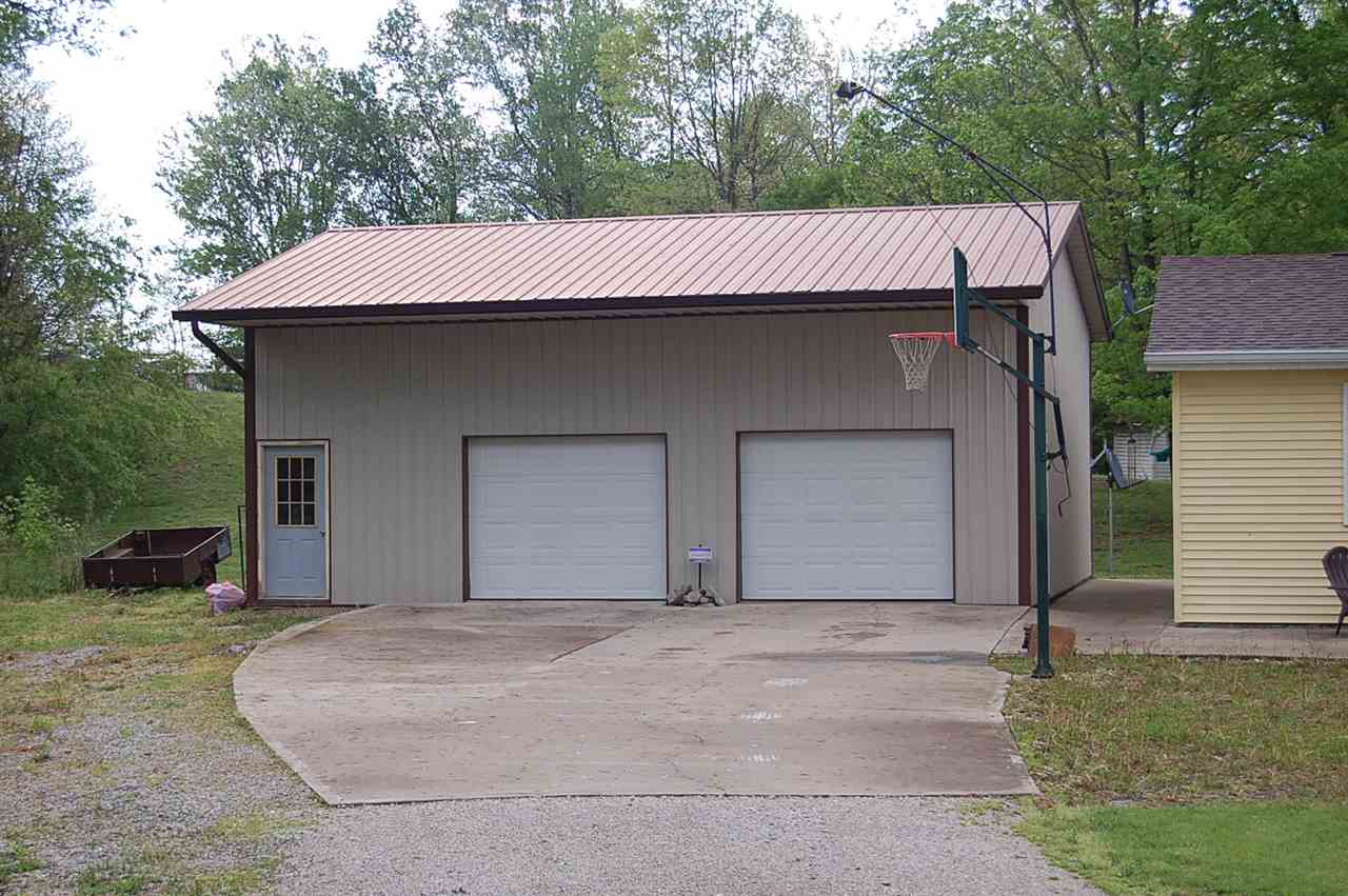 3032 Country Club Road Spencer, IN 47460 - Photo 20 of 21