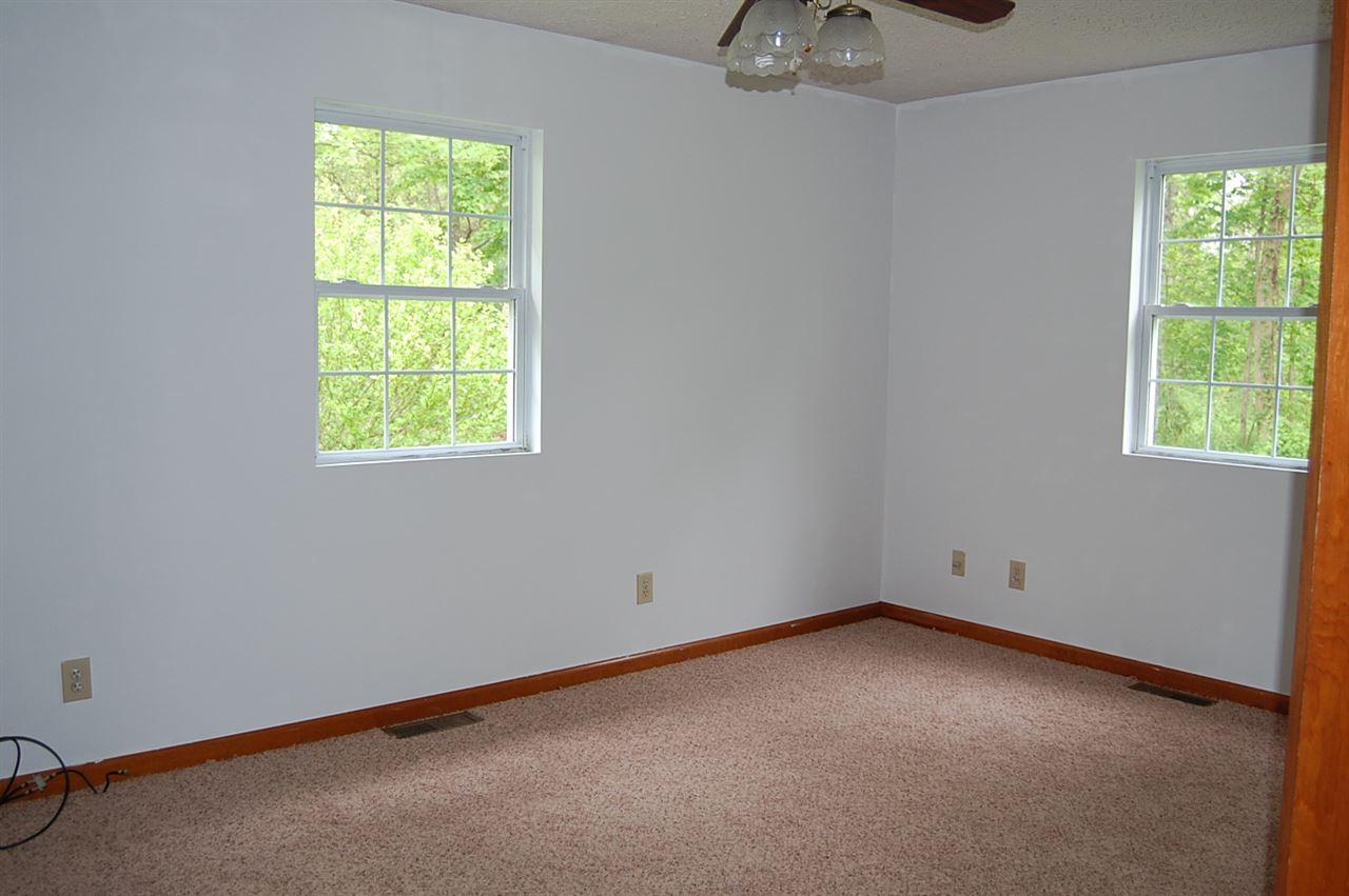 3032 Country Club Road Spencer, IN 47460 - Photo 9 of 21