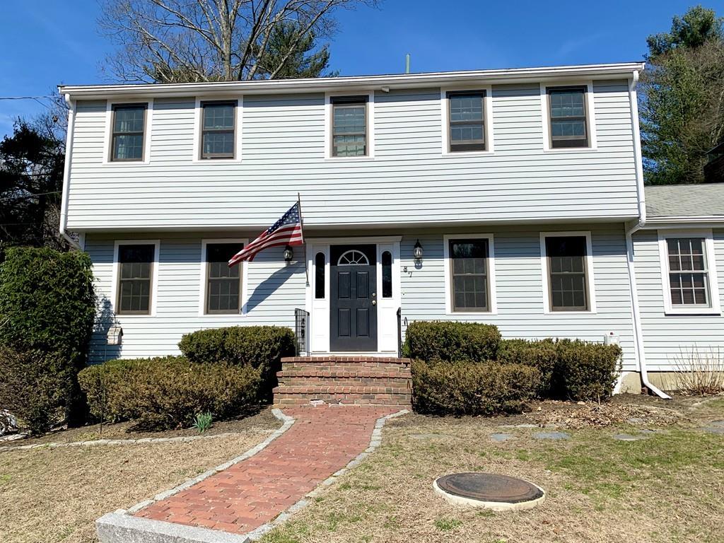 87 Old Forge Road Scituate, MA 02066 - Photo 2 of 33 Gallery Image 2