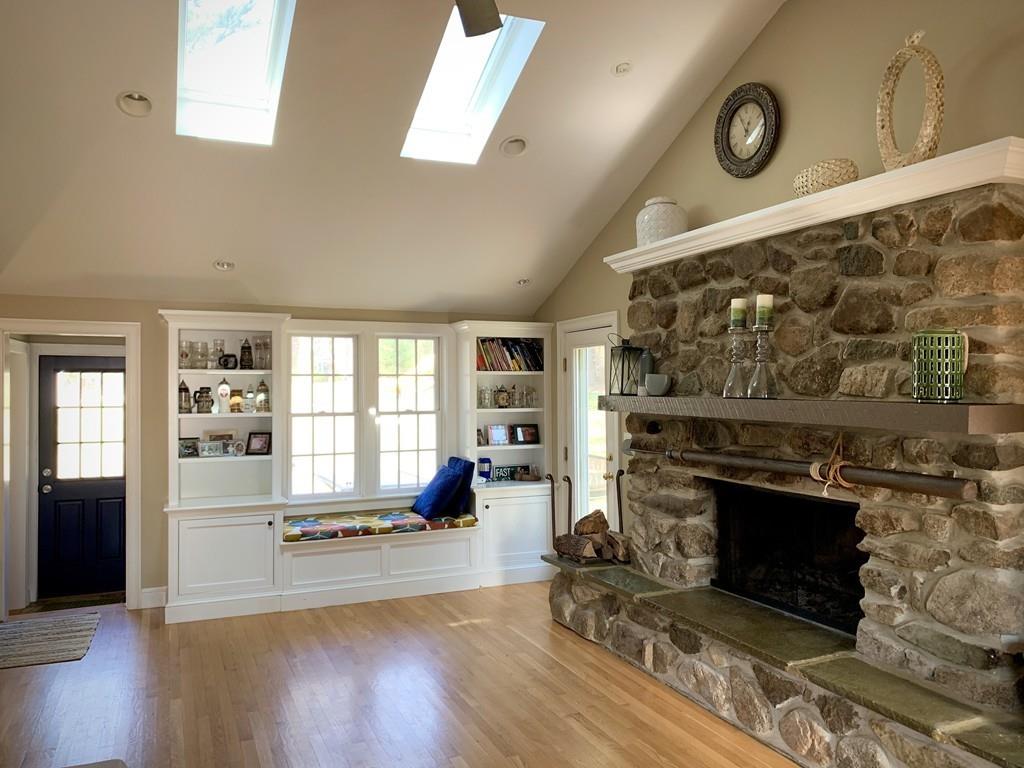 87 Old Forge Road Scituate, MA 02066 - Photo 5 of 33 Gallery Image 5
