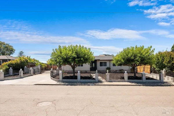 $1,490,000 | 34 Devonshire Drive, Novato, CA 94947