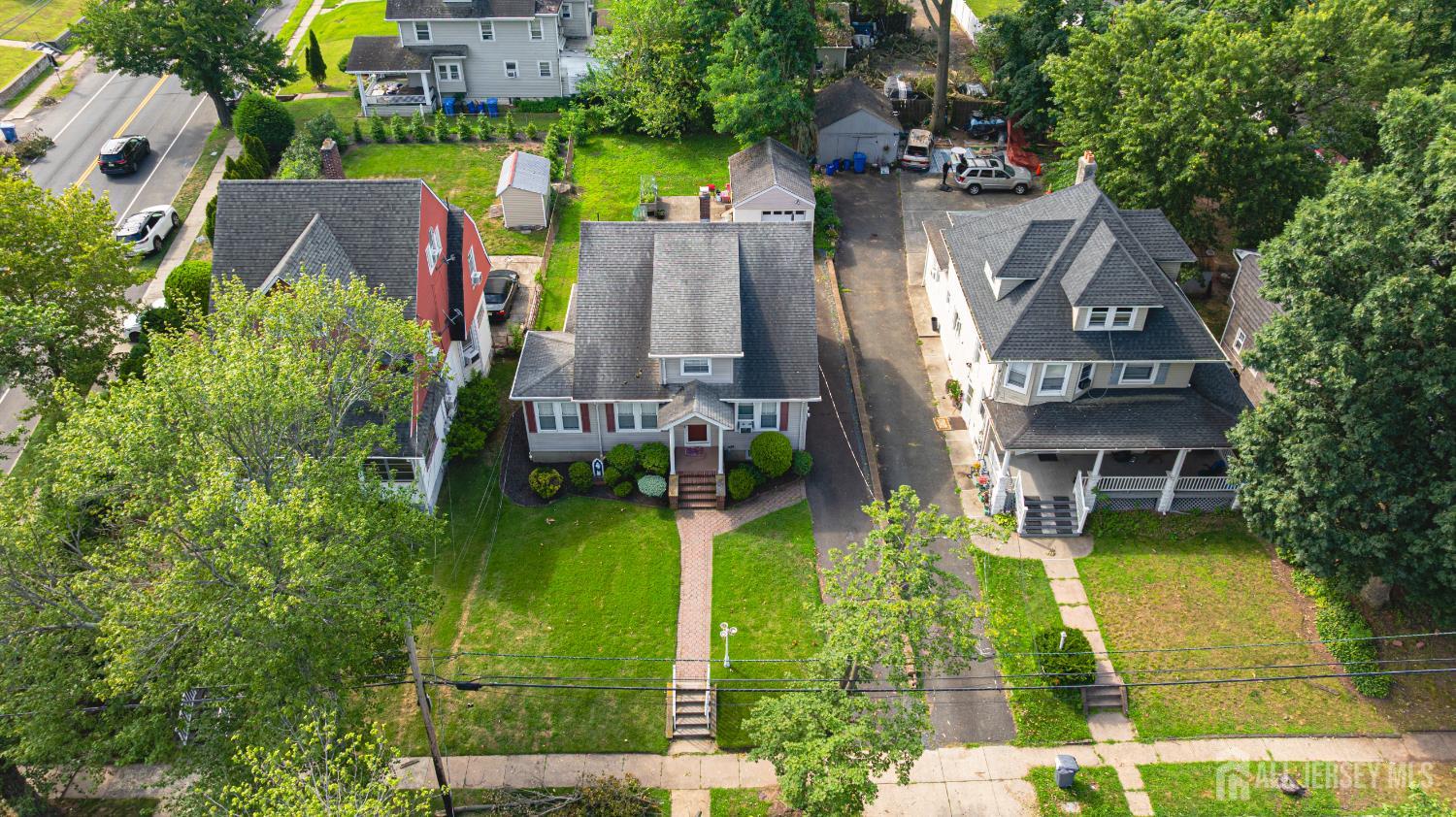 305 Penfield Place Dunellen, NJ 08812 - Photo 41 of 53 an aerial view of a house