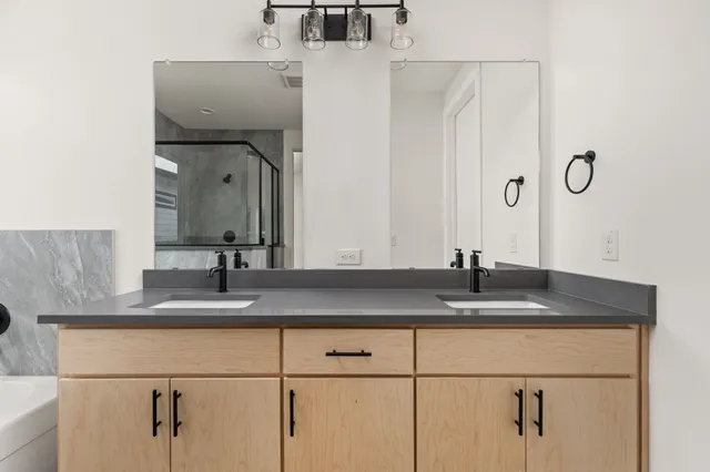 $2,850 | 16700 Wind Chime Drive, Manor, TX 78653