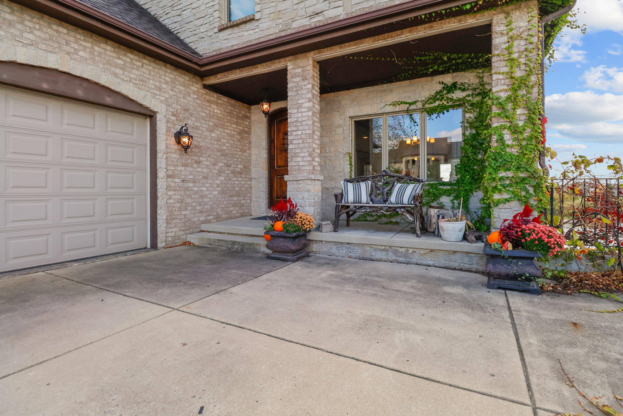 10380 Doubletree Drive South Crown Point, IN 46307 - Photo 11 of 80 2048x1368