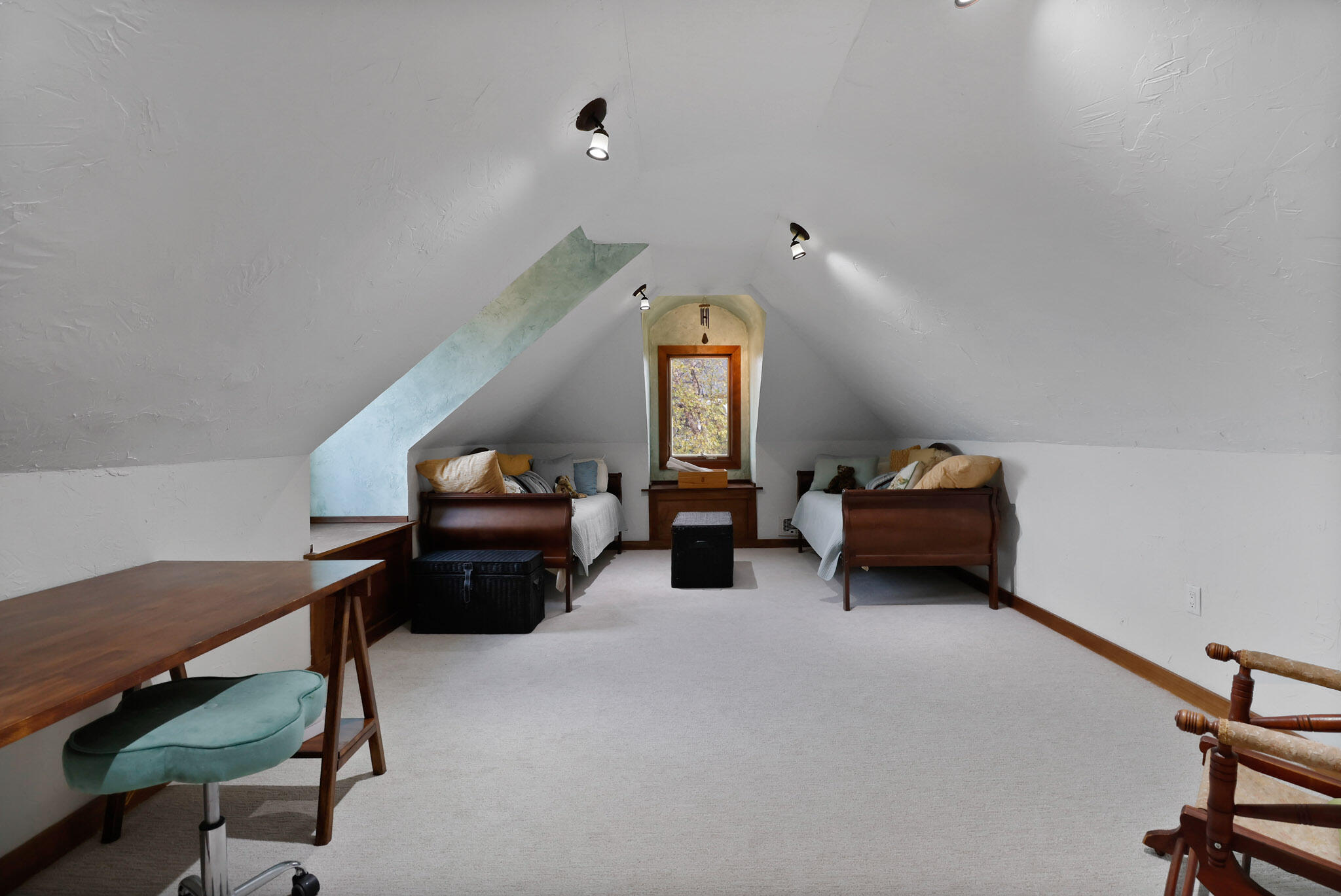 10380 Doubletree Drive South Crown Point, IN 46307 - Photo 53 of 80 a living room with furniture and a couch