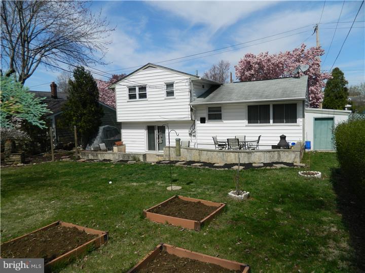 8911 Rising Sun Avenue Philadelphia, PA 19115 - Photo 14 of 17 Exterior Back