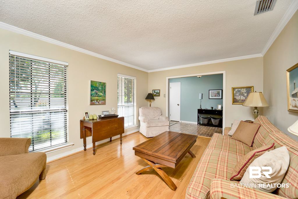 1050 Regal Drive Mobile, AL 36609 - Photo 7 of 24