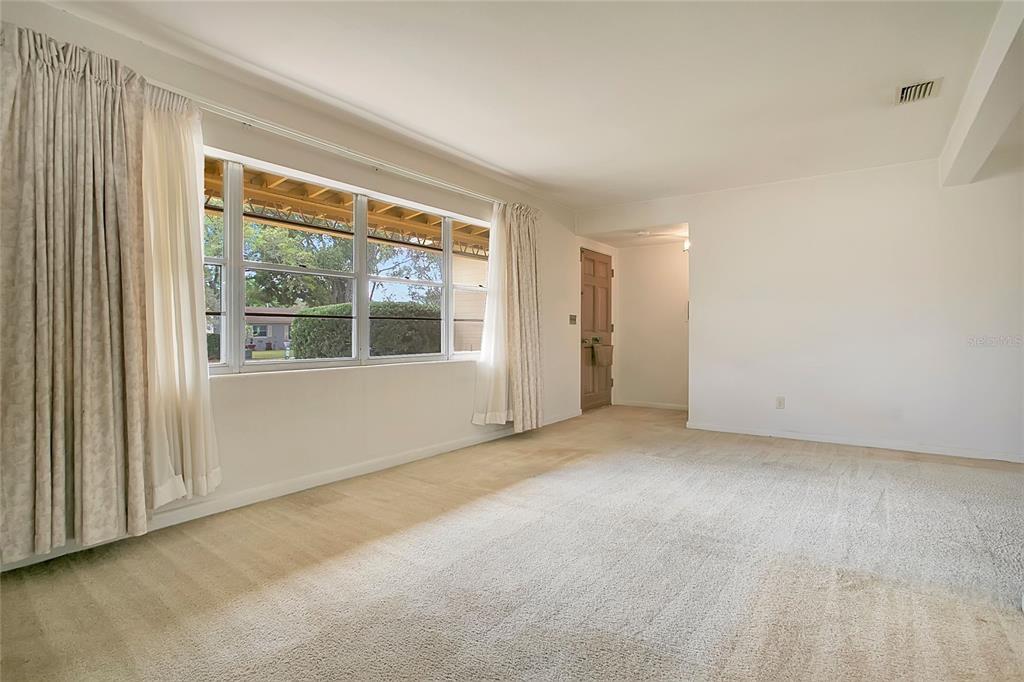 633 Lander Road Winter Park, FL 32792 - Photo 8 of 38