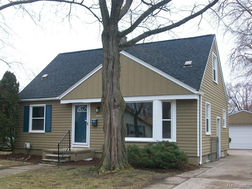 1875 Oxford Road Berkley, MI 48072 - Photo 13 of 13 006.JPG