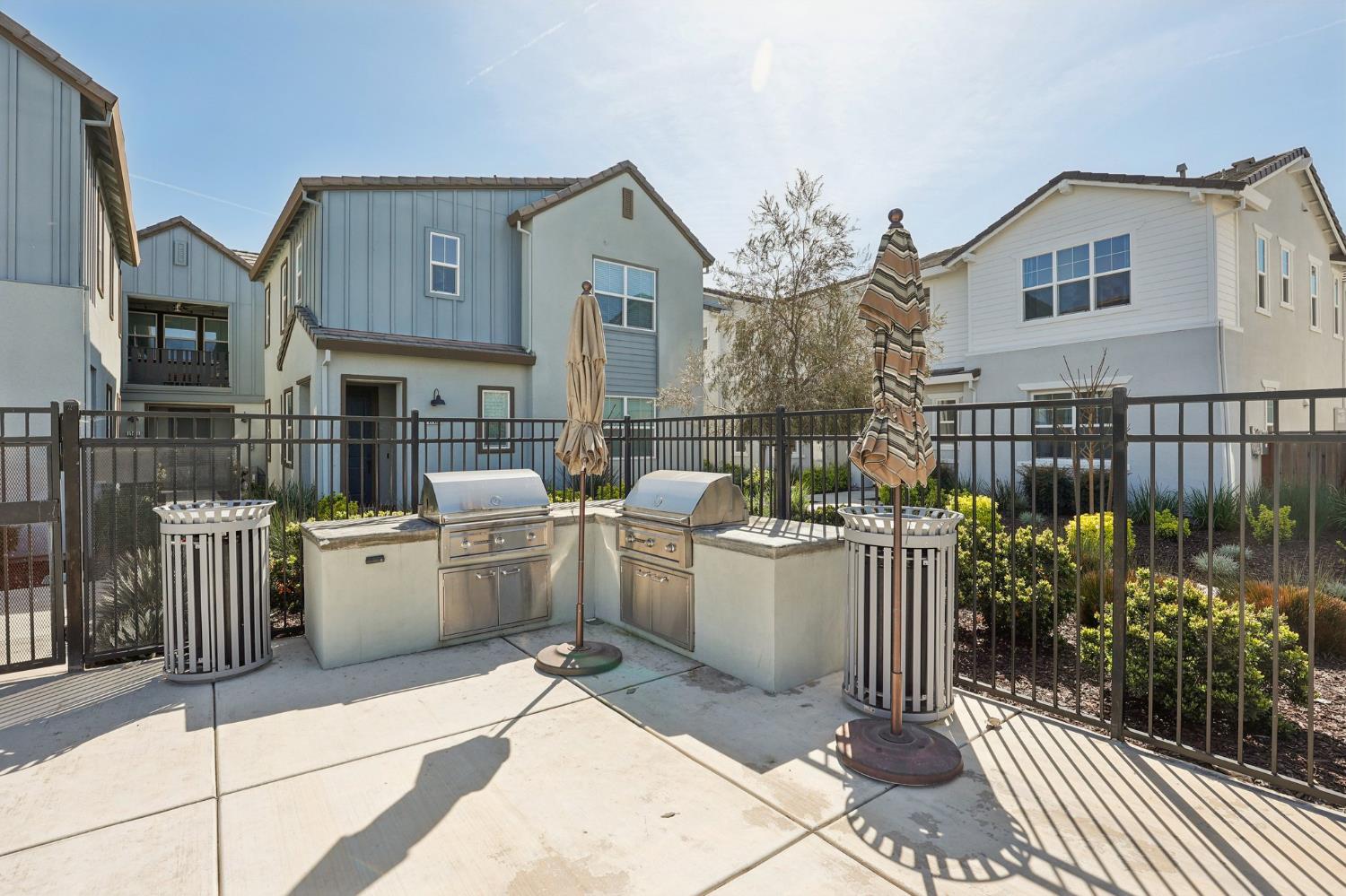 2413 Seaside Road Lathrop, CA 95330 - Photo 35 of 37