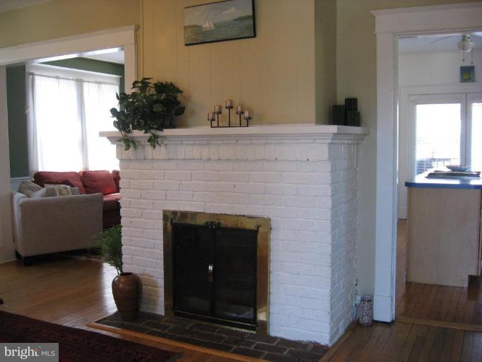 604 Hollen Road Baltimore, MD 21212 - Photo 13 of 30 Fireplace