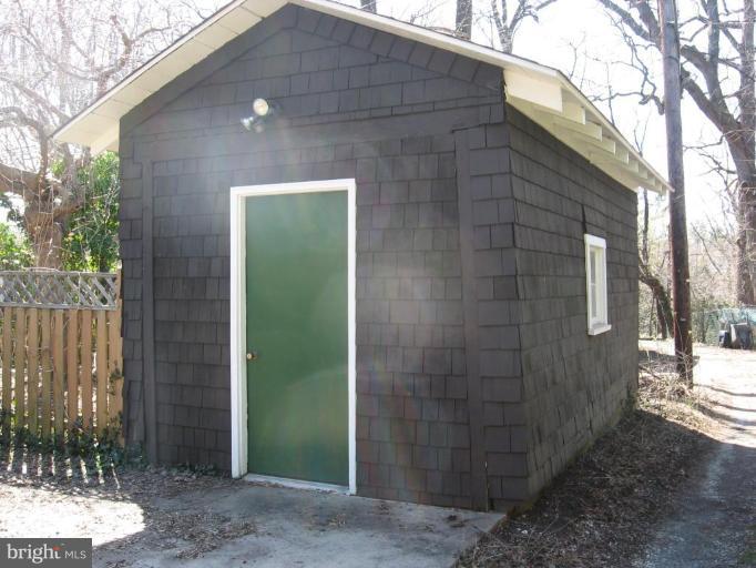 604 Hollen Road Baltimore, MD 21212 - Photo 17 of 30 Shed
