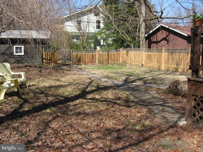 604 Hollen Road Baltimore, MD 21212 - Photo 21 of 30 Back yard
