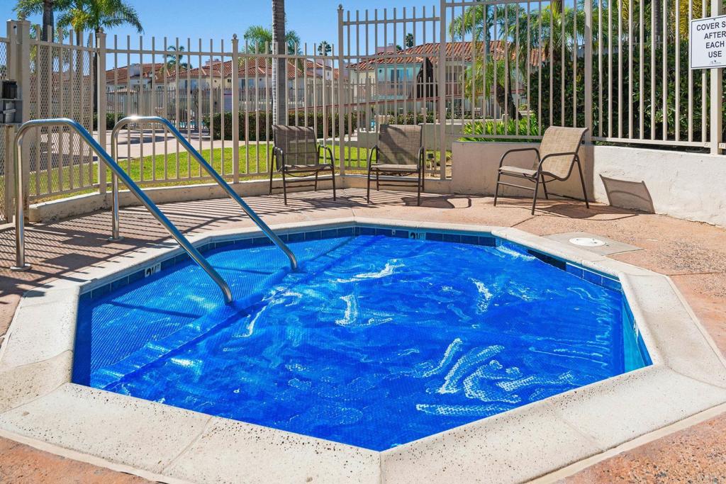 430 Stoney Point Way, Unit 129 Oceanside, CA 92058 - Photo 34 of 38 a view of sitting area with chairs