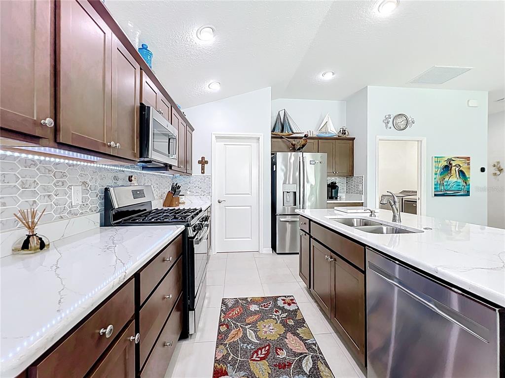 6370 Danielson Loop The Villages, FL 32163 - Photo 17 of 62