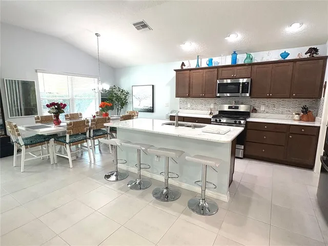 $418,000 | 6370 Danielson Loop, The Villages, FL 32163