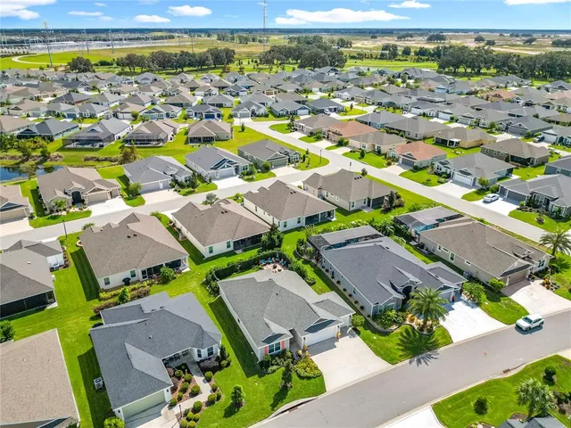 $418,000 | 6370 Danielson Loop, The Villages, FL 32163