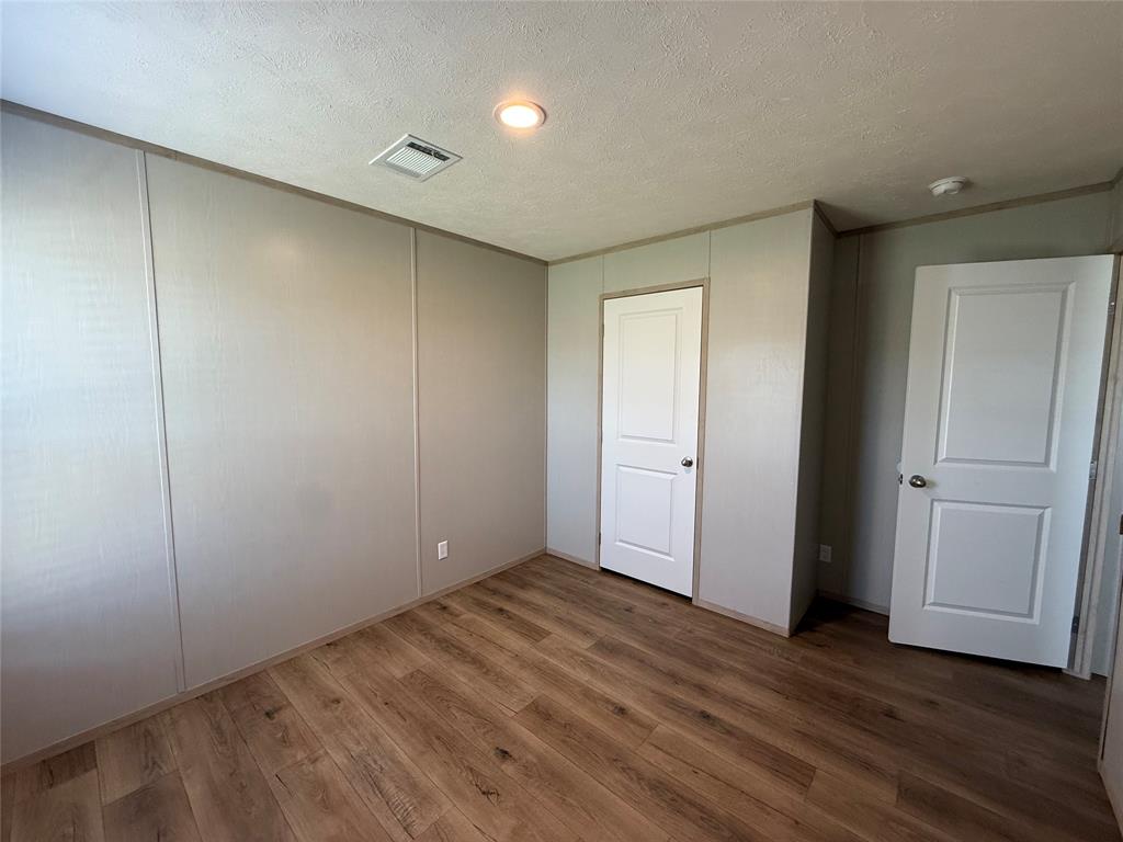 380 Valley Ridge Drive Jacksboro, TX 76458 - Photo 15 of 29 Bedroom 2