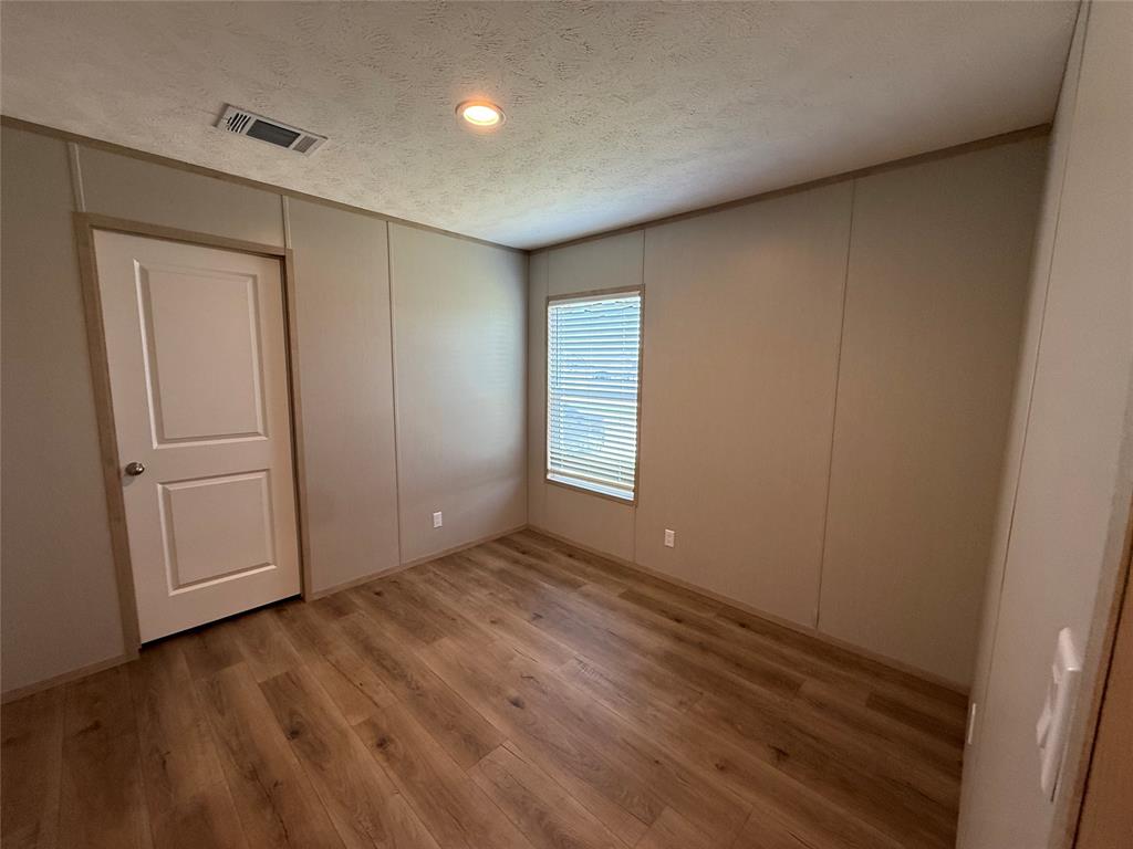 380 Valley Ridge Drive Jacksboro, TX 76458 - Photo 21 of 29 Bedroom 3