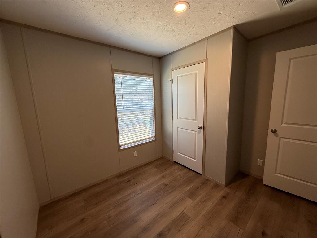 380 Valley Ridge Drive Jacksboro, TX 76458 - Photo 28 of 29 Bedroom 5 or Office