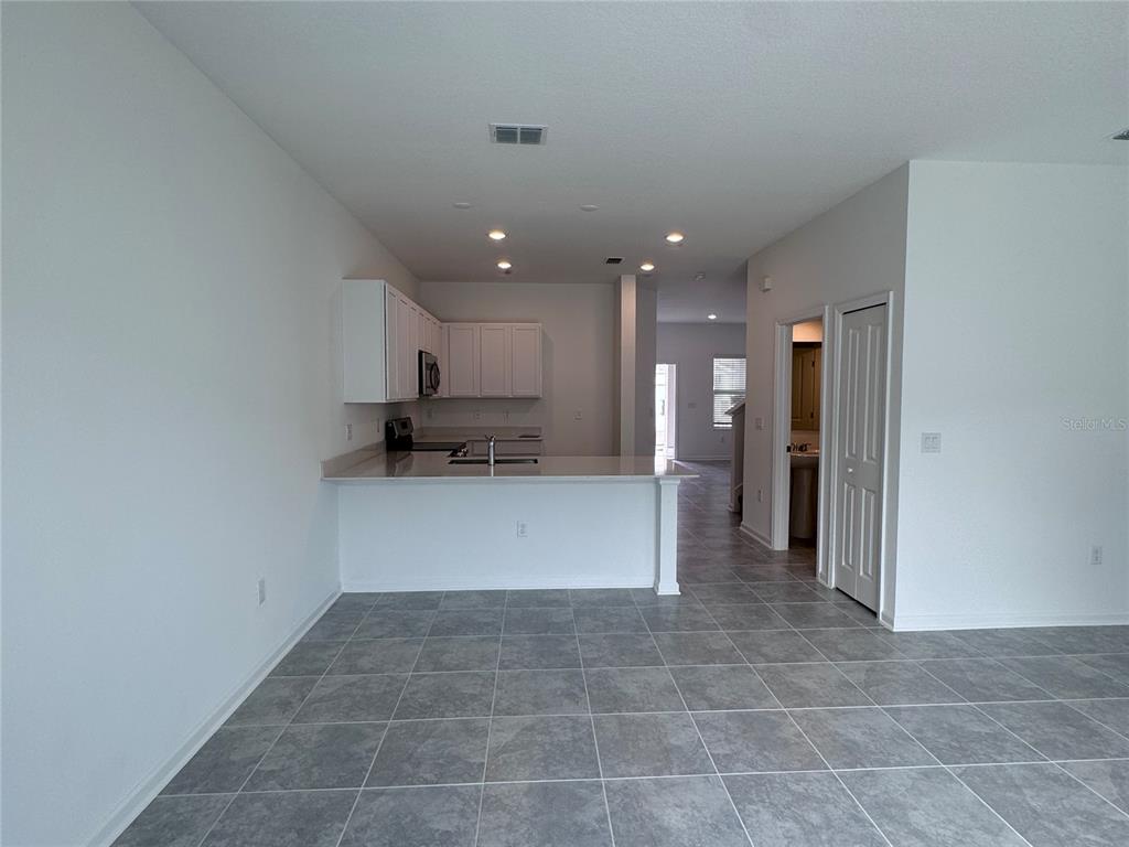 2494 Skyline Loop Kissimmee, FL 34758 - Photo 6 of 24