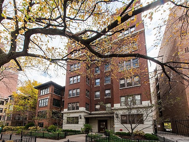 647 West Sheridan Road, Unit 7E Chicago, IL 60613 - Photo 1 of 20