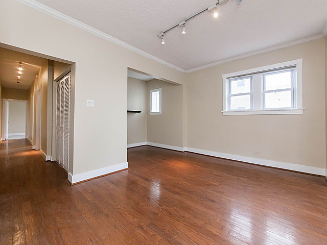 647 West Sheridan Road, Unit 7E Chicago, IL 60613 - Photo 11 of 20