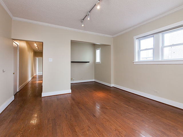647 West Sheridan Road, Unit 7E Chicago, IL 60613 - Photo 10 of 20