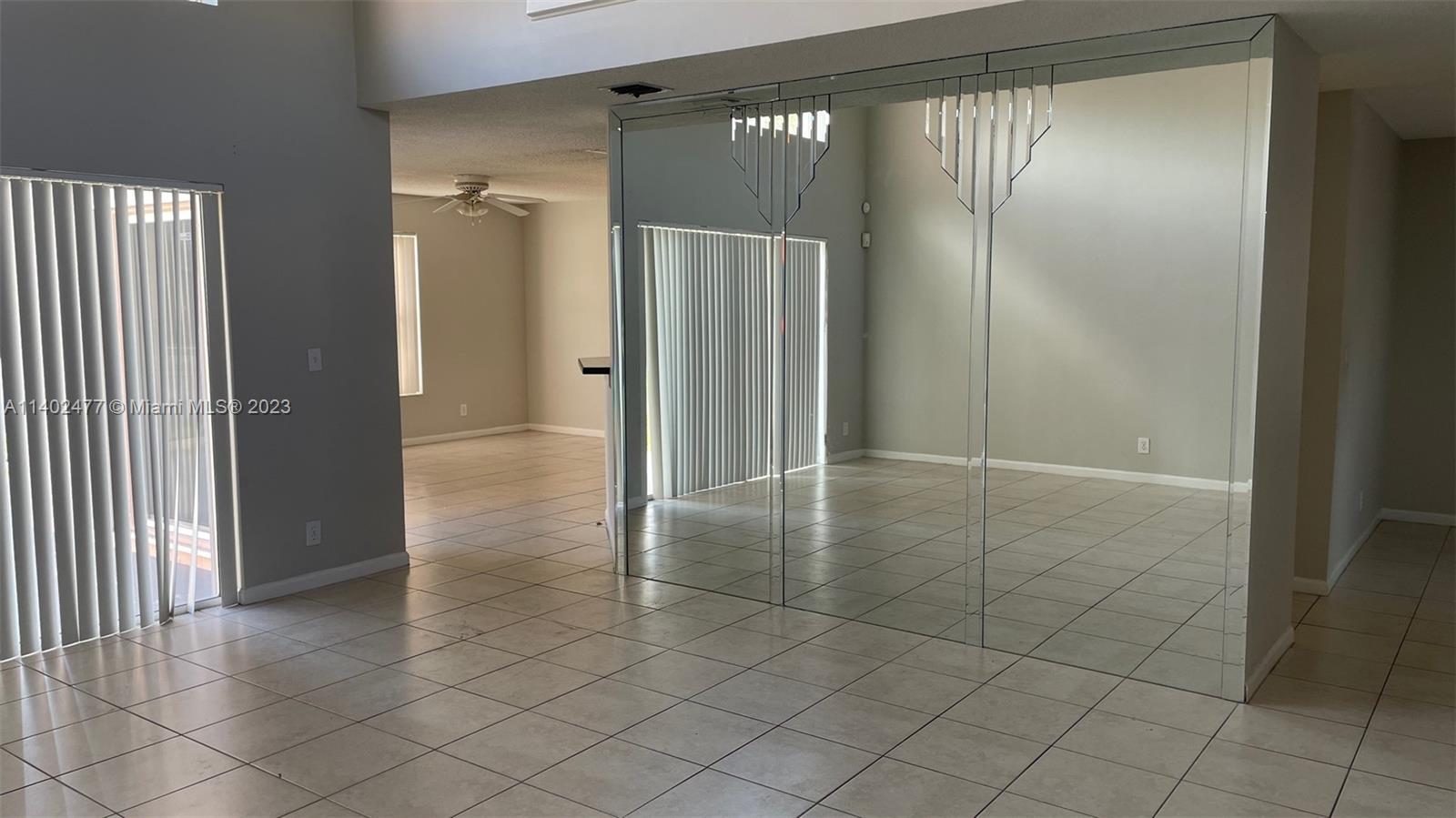 Silver Lakes Miramar, FL 33029 - Photo 5 of 14