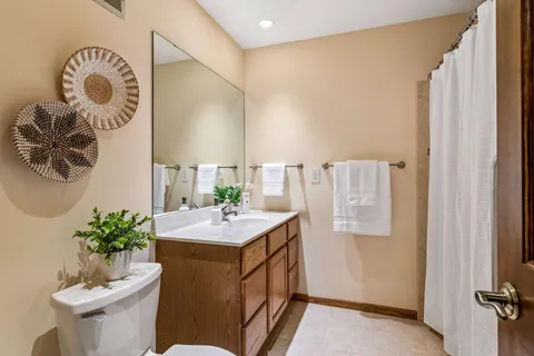 $500,000 | 2345 Xylon Avenue North, Golden Valley, MN 55427