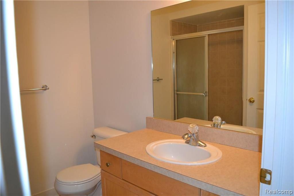 3631 Tremonte Circle Rochester, MI 48306 - Photo 10 of 20