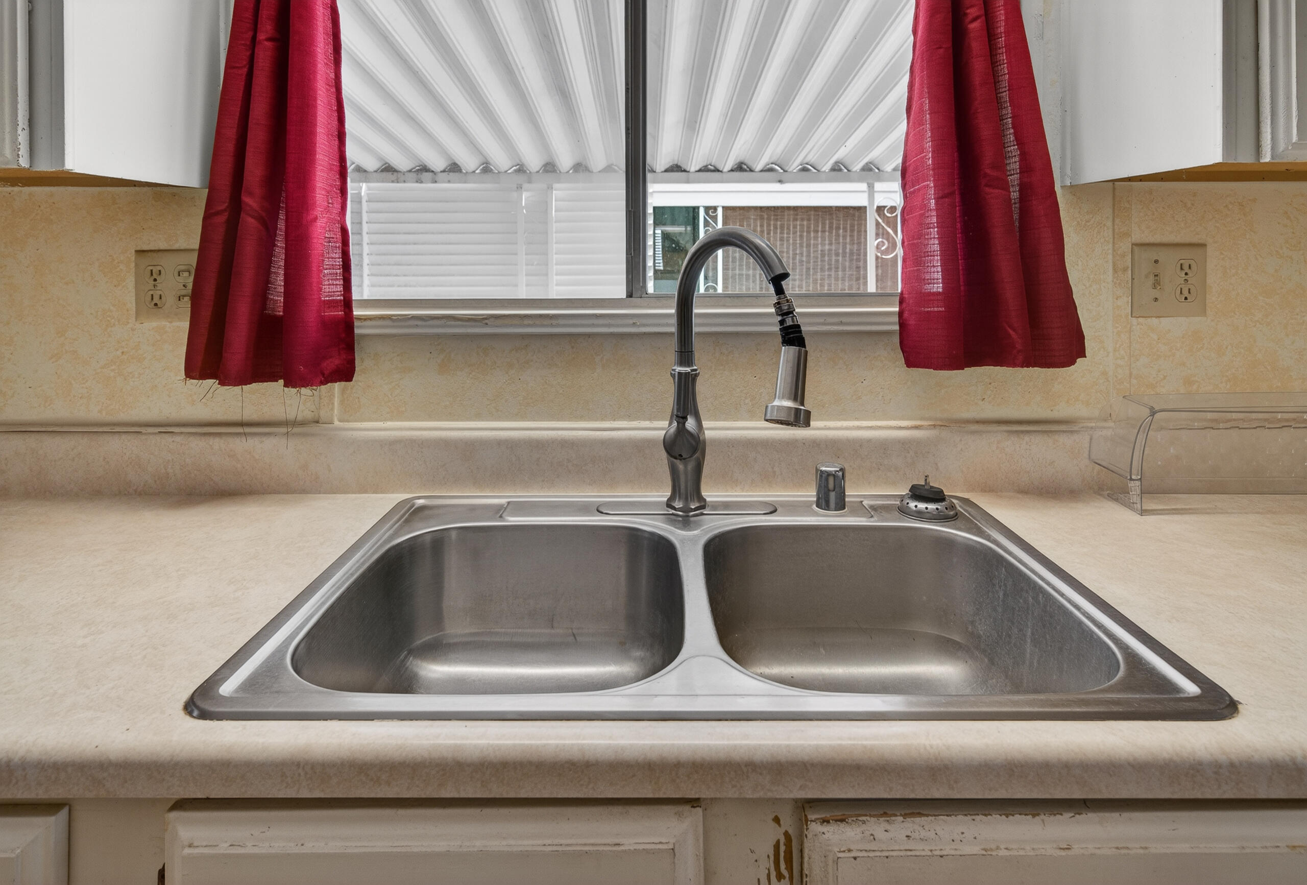 1300 West Olson Avenue, Unit 173 Reedley, CA 93654 - Photo 25 of 69
