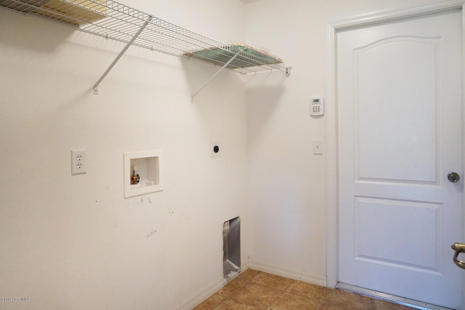 3052 Triangle Road Palm Bay, FL 32909 - Photo 43 of 49 Laundry Room
