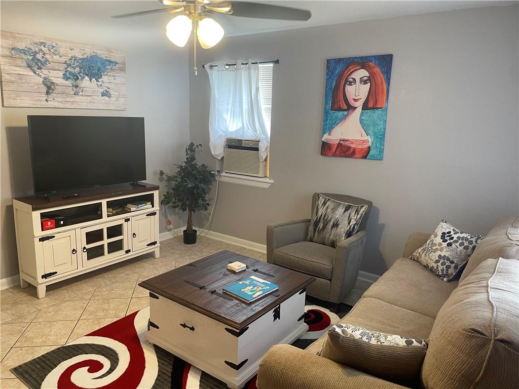 228 Annex Street Destrehan, LA 70047 - Photo 3 of 15