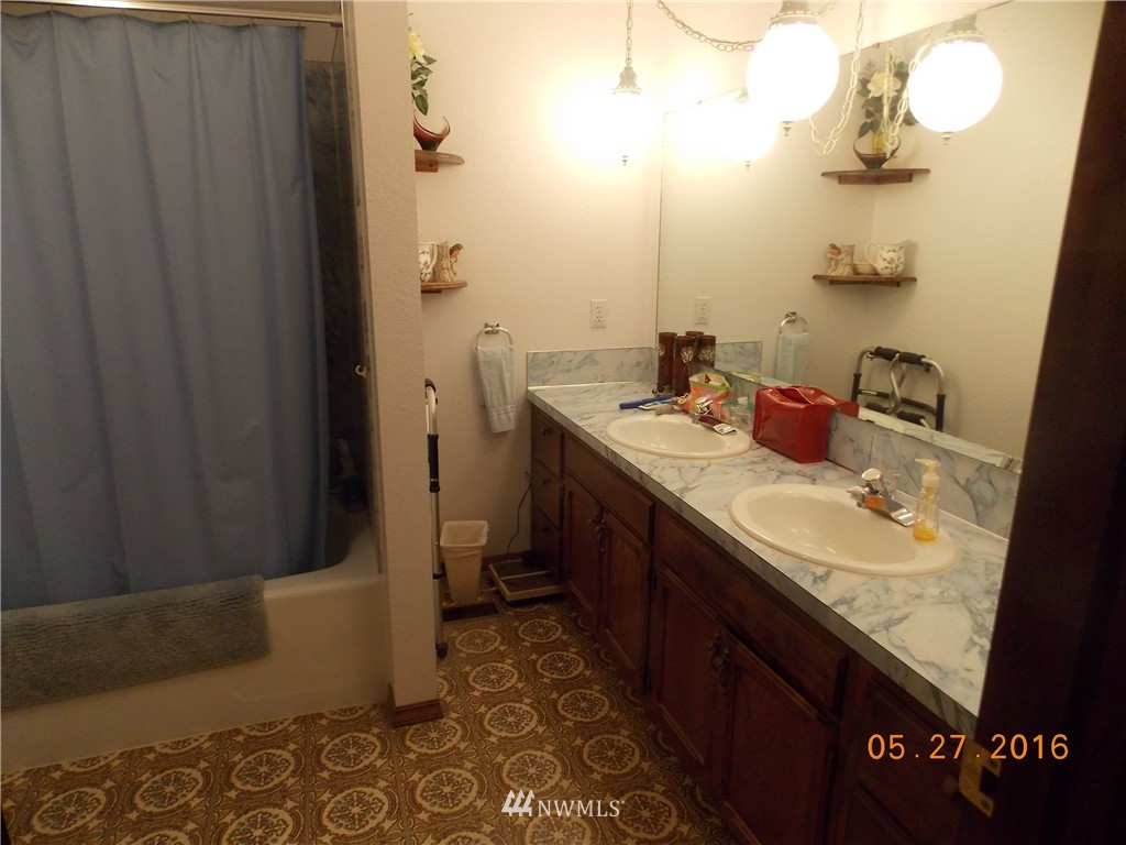 154 Delezenne Road Elma, WA 98541 - Photo 8 of 10 Gallery Image 8