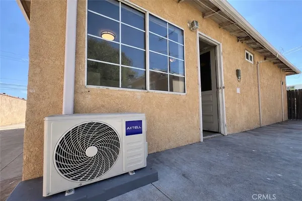 $2,500 | 125 East Pomona Avenue, Monrovia, CA 91016