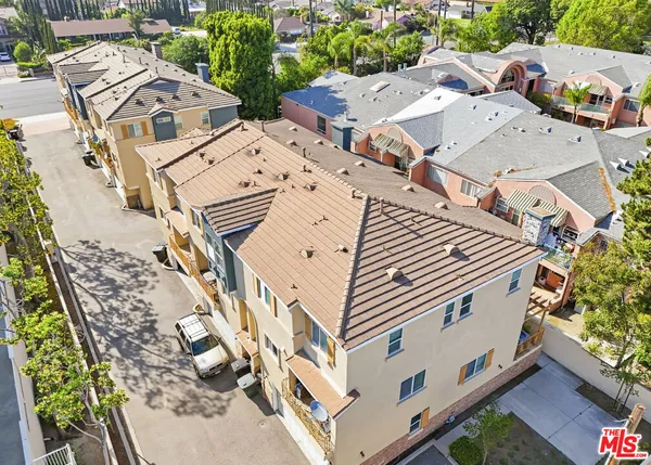$4,250,000 | 670 South Magnolia Avenue, Anaheim, CA 92804