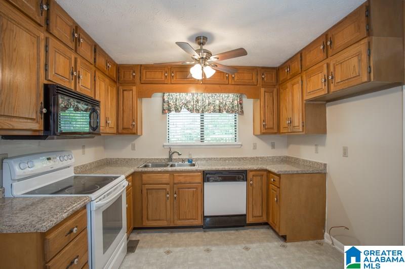 150 Upper 10 Road Anniston, AL 36206 - Photo 17 of 46