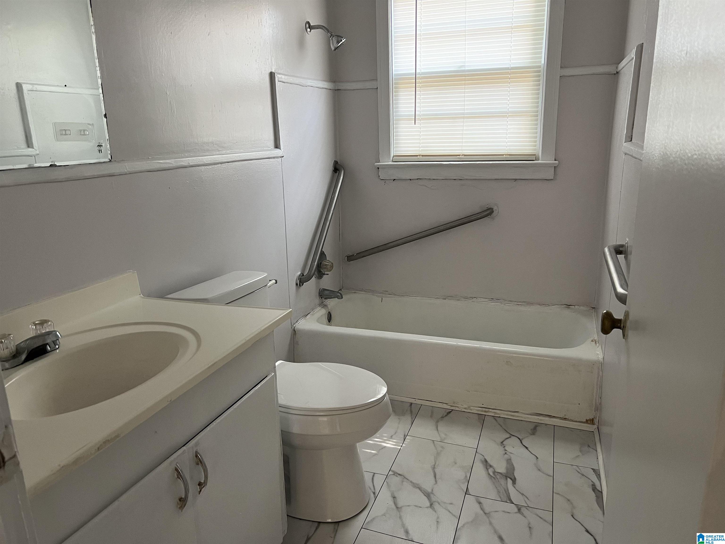 211 Sunset Drive Talladega, AL 35160 - Photo 10 of 21
